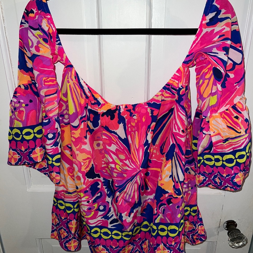 Medium Lilly Pulitzer Sanilla Silk off the shoulder top